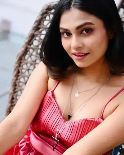 Call Girls Service in East Lungdar